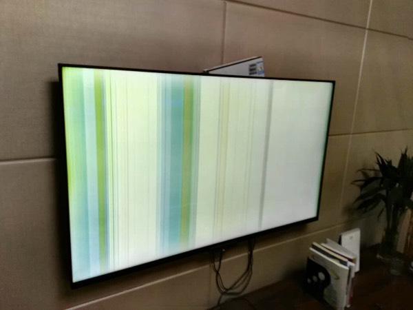 sony电视机，sony电视机突然黑屏怎么回事！